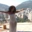 Cantora grava clipe de 'Put it in a Love Song' no morro Dona Marta, no Rio