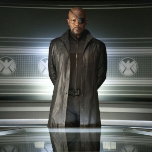 Nick Fury (Samuel L. Jackson) comanda a organização secreta de inteligência S.H.I.E.L.D. em "Os Vingadores"