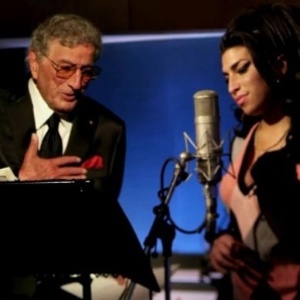Em março de 2011, Tonny Bennett e Amy Winehouse gravaram a canção "Body and Soul" - Reprodução
