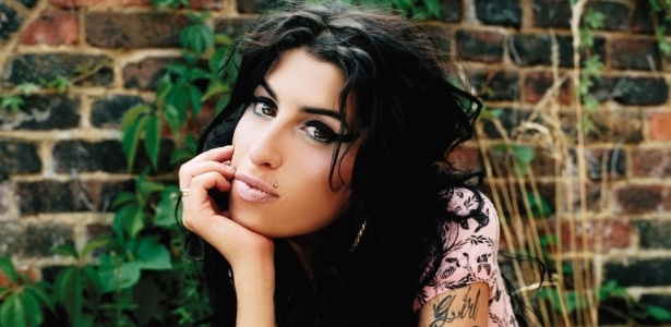 Amy Winehouse, morta em 23 de julho de 2011, aos 27 anos