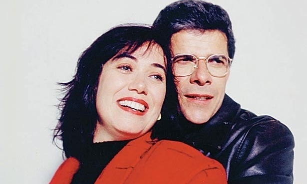 Carlos Alberto Moretti vive 10 anos ao lado de Sheila (Lília Cabral), mas vai se casar com outra e ter uma outra paixão em "História de Amor" (1995)