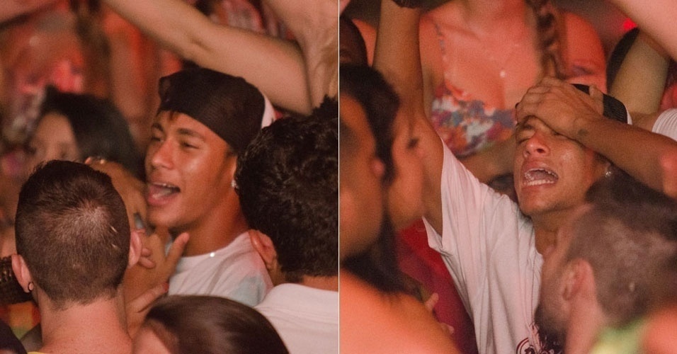 Neymar canta e dana ao em balada lotada no Caf de la Musique Beach Club So Pedro, no Guaruj (31/3/12). O craque chegou de barco e cercado de amigos se divertiu ao som do cantor Buchecha, que se apresentou no local.