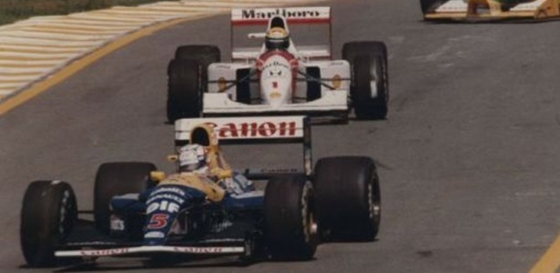 Mansell segue à frente de Senna com sua Williams FW14-Renault em 1992 - Juan Esteves/Folha Imagem - Juan Esteves/Folha Imagem