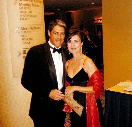 Os apresentadores William Bonner e Fátima Bernardes posam para foto na festa do Emmy Internacional, realizada em Nova York, em setembro de 2005 - Divulgação