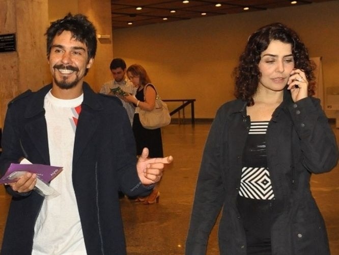 Jul.2011 - O namoro entre os atores André Gonçalves e Letícia Sabatella, que estavam juntos desde 2008, chega ao fim - AgNews