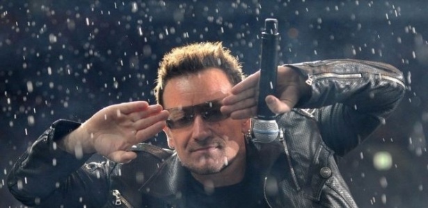 Liderada por Bono Vox, banda irlandesa U2 é considerada uma das mais importantes do mundo - AFP Photo / Alexander Blotnitsky